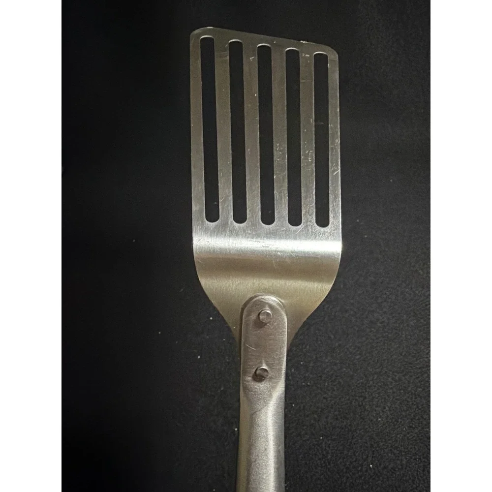 Williams Sonoma‎ Signature Stainless Steel Fish Spatula Slotted Offset Turner